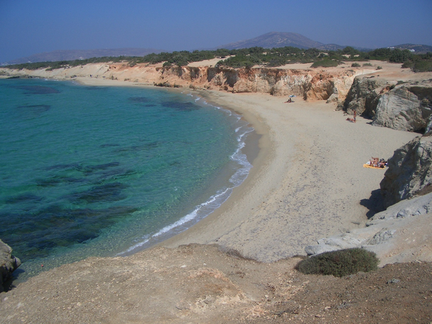 2011011428_naxos-beach